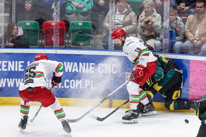 Ice Hockey. Tauron Hokej Liga. ECB Zaglebie Sosnowiec - GKS Katowice. 31.10.2025