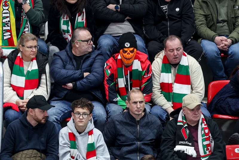 Ice Hockey. Tauron Hokej Liga. ECB Zaglebie Sosnowiec - GKS Katowice. 31.10.2025