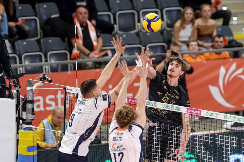 Volleyball. PlusLiga. JWS Jastrzebski Wegiel - PGE Projekt Warszawa. 01.11.2025