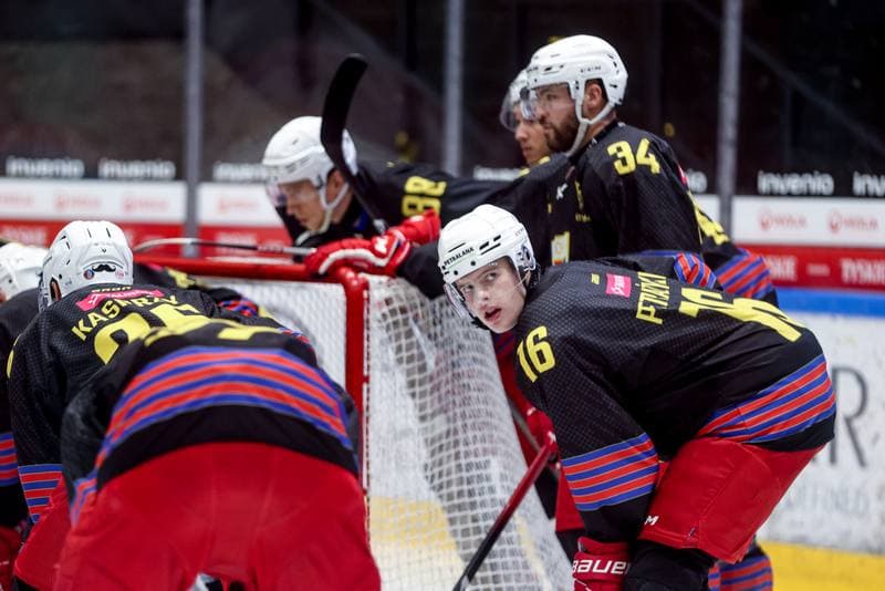 Ice Hockey. Tauron Hokej Liga. GKS Tychy - BS Polonia Bytom. 02.11.2025