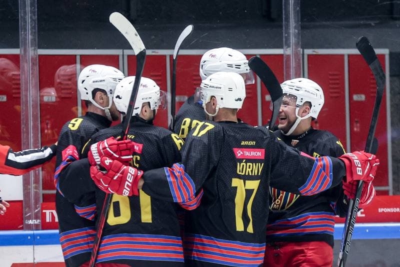 Ice Hockey. Tauron Hokej Liga. GKS Tychy - BS Polonia Bytom. 02.11.2025