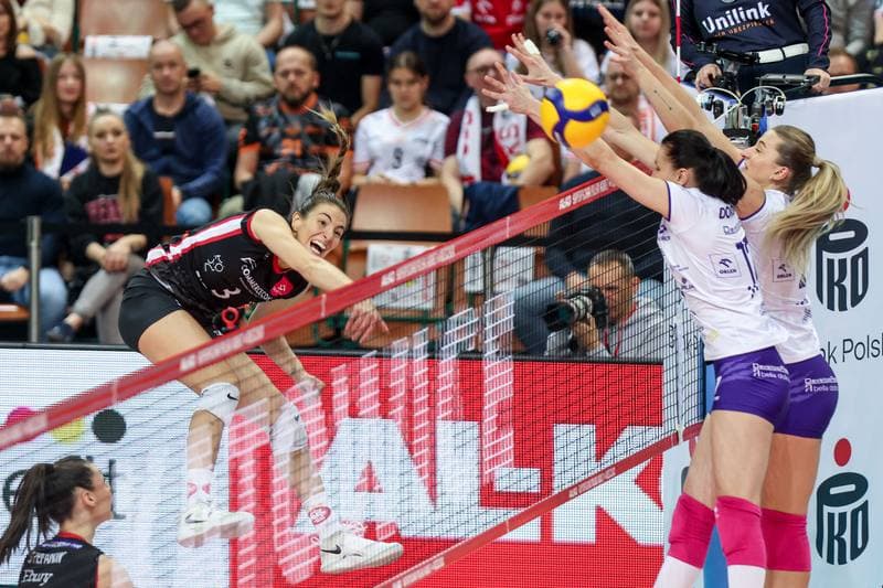 Volleyball. Al-Ko Superpuchar Polski. Developres Rzeszow - LKS Commercecon Lodz. 05.11.2025