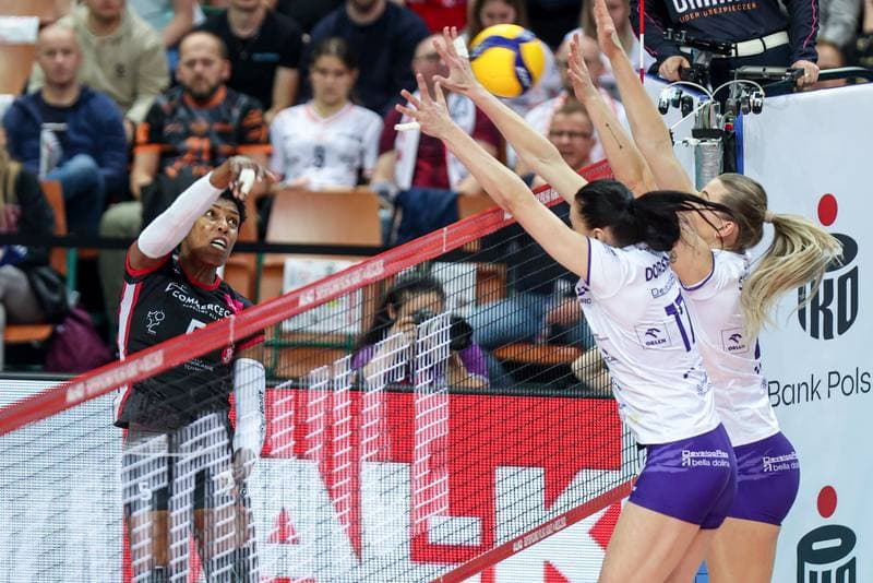 Volleyball. Al-Ko Superpuchar Polski. Developres Rzeszow - LKS Commercecon Lodz. 05.11.2025