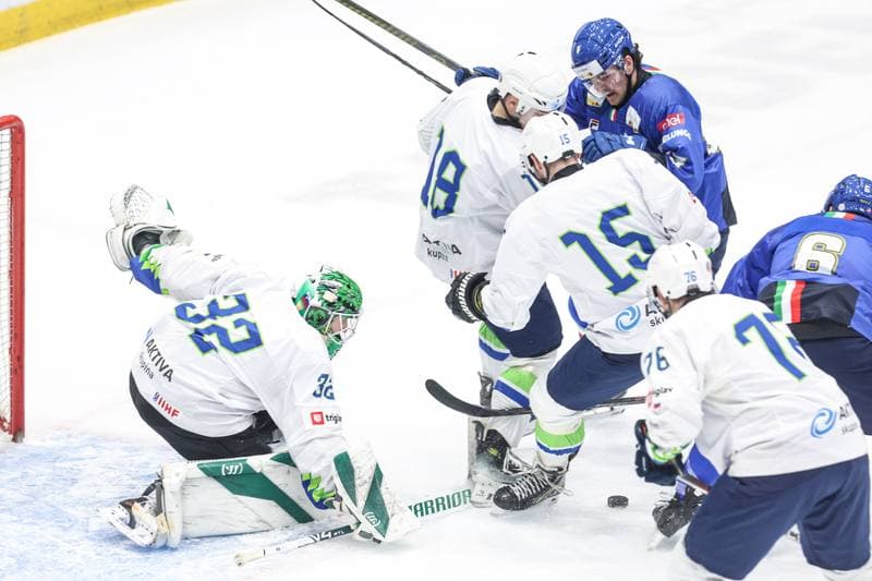 Ice Hockey. IIHF European Cup of Nations. Italy - Slovenia. 08.11.2025