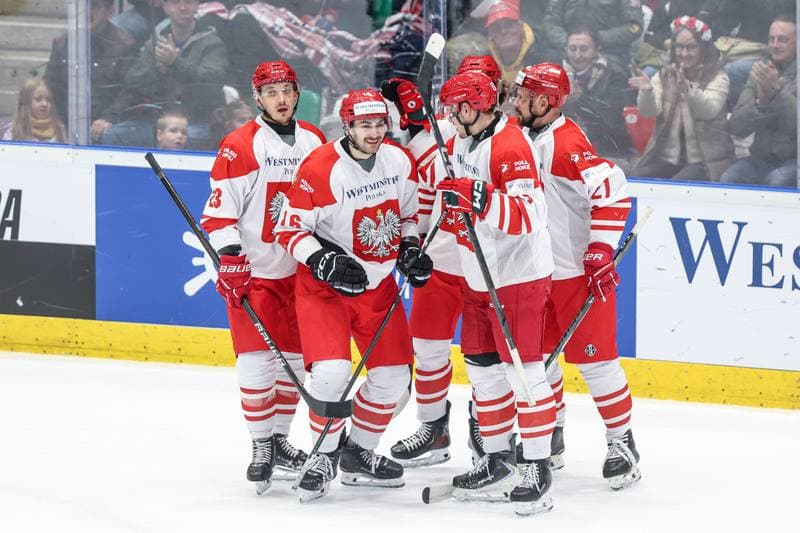 Ice Hockey. IIHF European Cup of Nations. Poland - Great Britain. 08.11.2025