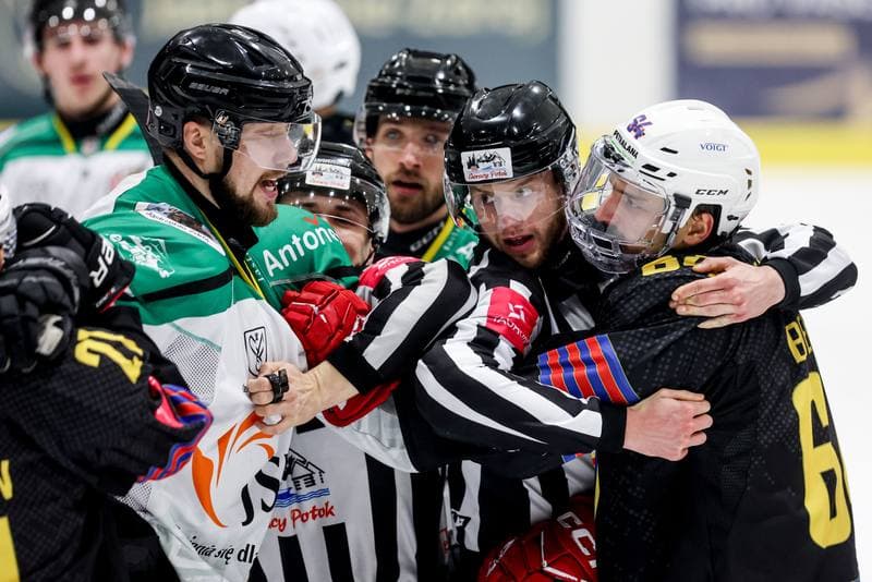 Ice Hockey. Tauron Hokej Liga. JKH GKS Jastrzebie - BS Polonia Bytom. 16.11.2025