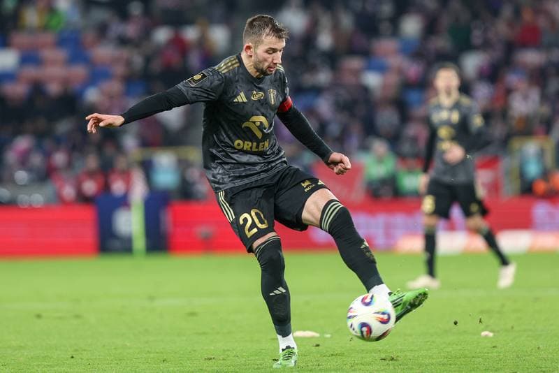 Football. PKO BP Ekstraklasa. Gornik Zabrze - Wisla Plock. 21.11.2025