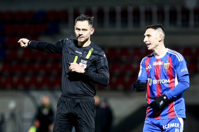 Football. Betclic I liga. Polonia Bytom - Stal Mielec. 22.11.2025