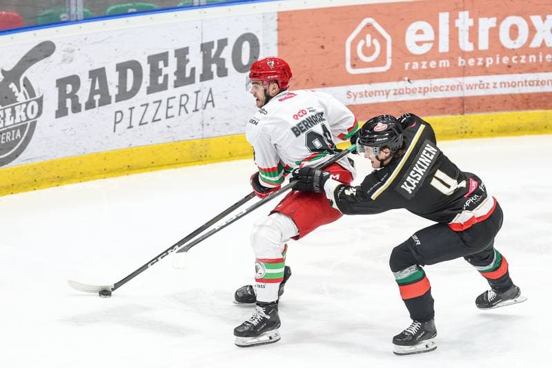 Ice Hockey. Tauron Hokej Liga. ECB Zaglebie Sosnowiec - GKS Tychy. 02.12.2025