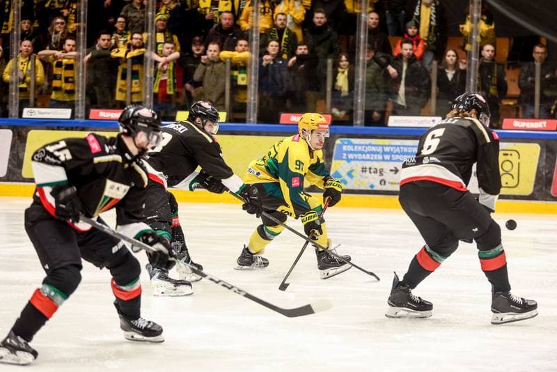 Ice Hockey. Tauron Hokej Liga. GKS Katowice - GKS Tychy. 19.12.2025