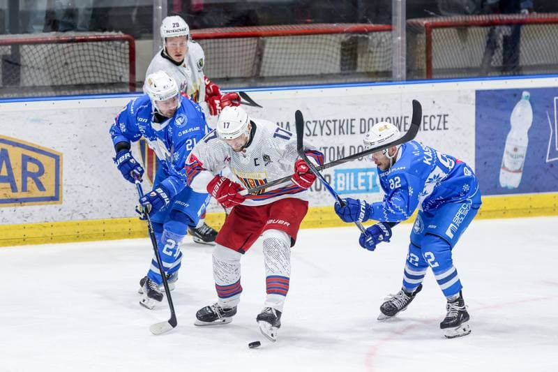 Ice Hockey. Tauron Hokej Liga. BS Polonia Bytom - KS Unia Oswiecim. 21.12.2025