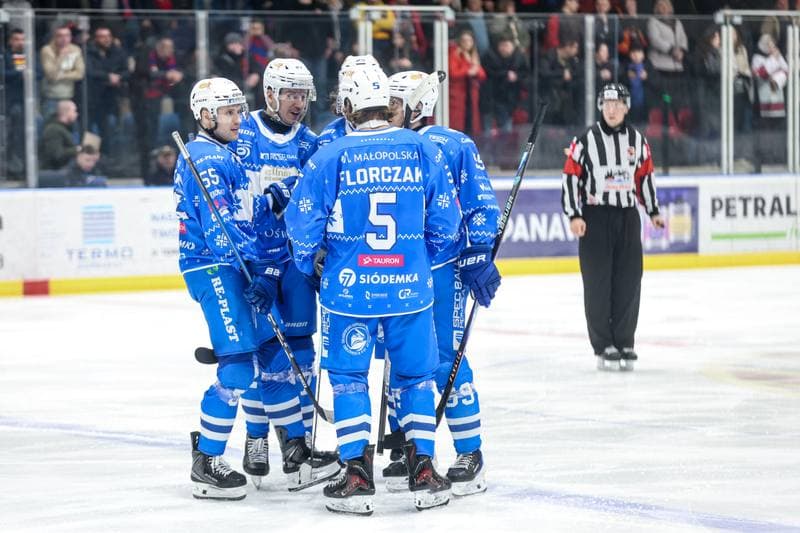 Ice Hockey. Tauron Hokej Liga. BS Polonia Bytom - KS Unia Oswiecim. 21.12.2025