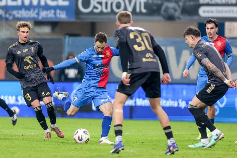 Football. PKO BP Ekstraklasa. Piast Gliwice - Wisla Plock. 09.02.2026