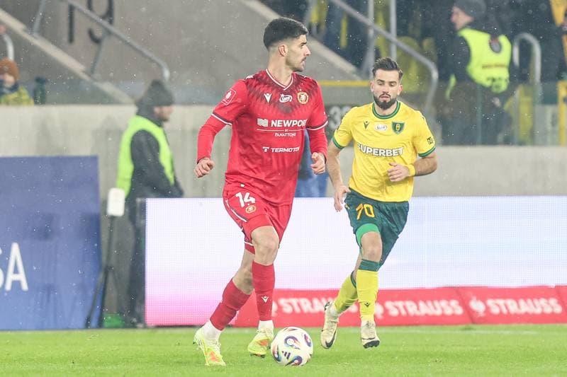 Football. PKO BP Ekstraklasa. GKS Katowice - Widzew Lodz. 08.02.2026