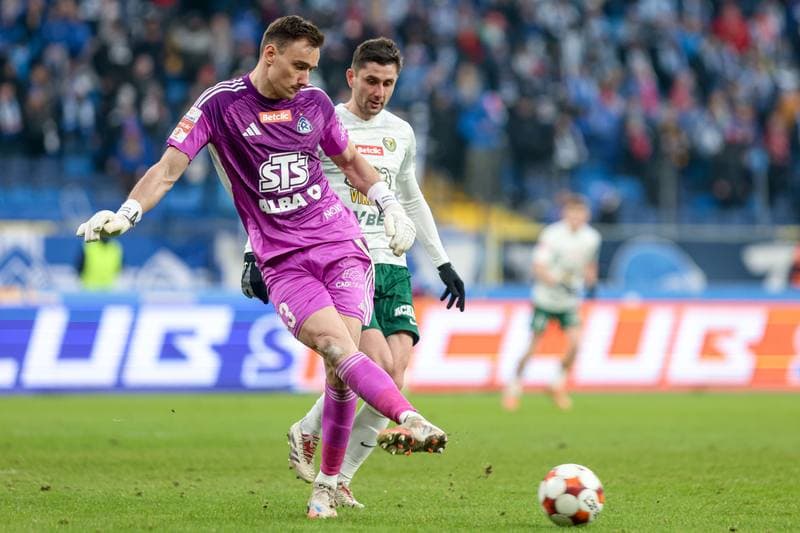 Football. Betclic I liga. Ruch Chorzow - Slask Wroclaw. 08.02.2026