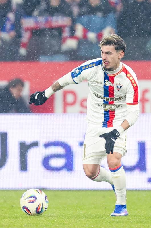 Football. PKO BP Ekstraklasa. Gornik Zabrze - Lech Poznan. 07.02.2026