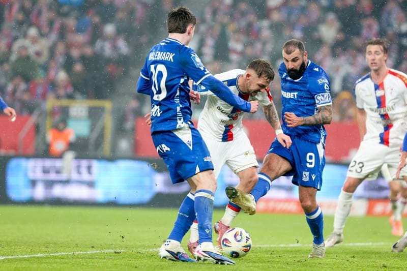 Football. PKO BP Ekstraklasa. Gornik Zabrze - Lech Poznan. 07.02.2026
