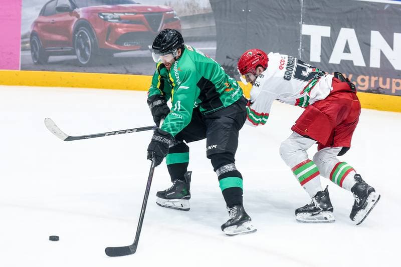 Ice Hockey. Tauron Hokej Liga. ECB Zaglebie Sosnowiec - JKH GKS Jastrzebie. 18.01.2026
