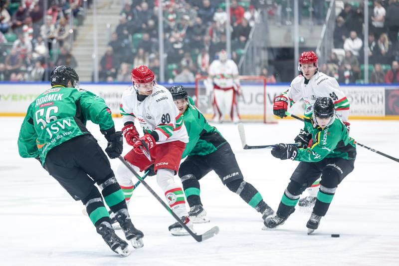 Ice Hockey. Tauron Hokej Liga. ECB Zaglebie Sosnowiec - JKH GKS Jastrzebie. 18.01.2026