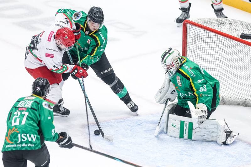 Ice Hockey. Tauron Hokej Liga. ECB Zaglebie Sosnowiec - JKH GKS Jastrzebie. 18.01.2026