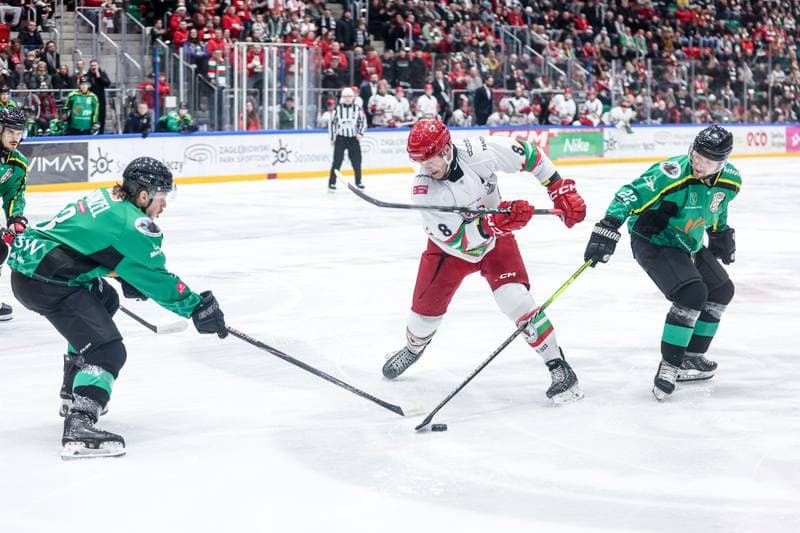 Ice Hockey. Tauron Hokej Liga. ECB Zaglebie Sosnowiec - JKH GKS Jastrzebie. 18.01.2026