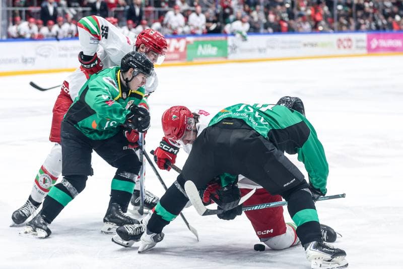 Ice Hockey. Tauron Hokej Liga. ECB Zaglebie Sosnowiec - JKH GKS Jastrzebie. 18.01.2026