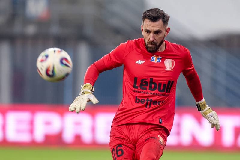 Football. STS Puchar Polski. Piast Gliwice - Lech Poznan. 03.12.2025