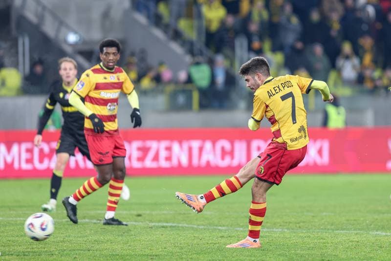 Football. STS Puchar Polski. GKS Katowice - Jagiellonia Bialystok. 04.12.2025