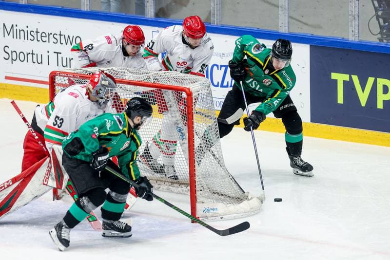 Ice Hockey. Tauron Puchar Polski. ECB Zaglebie Sosnowiec - JKH GKS Jastrzebie. 30.12.2025