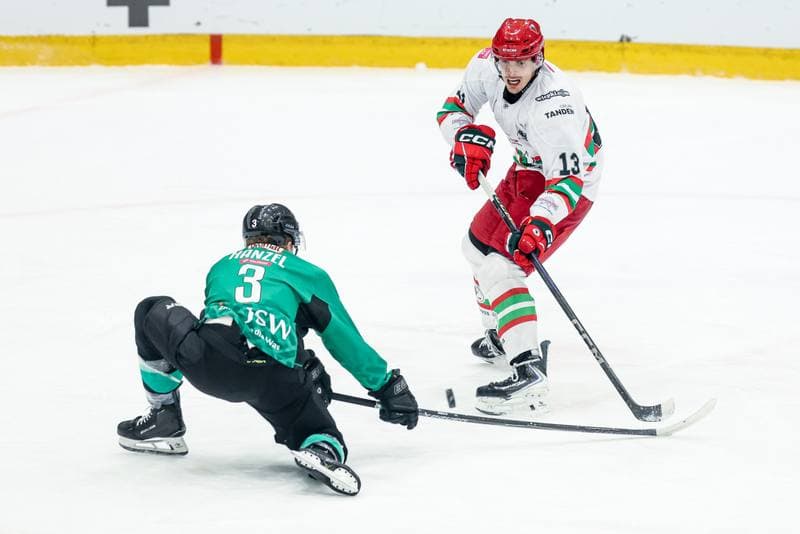 Ice Hockey. Tauron Puchar Polski. ECB Zaglebie Sosnowiec - JKH GKS Jastrzebie. 30.12.2025