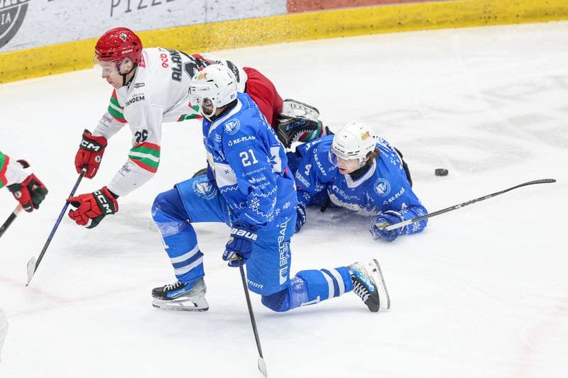Ice Hockey. Tauron Hokej Liga. ECB Zaglebie Sosnowiec - KS Unia Oswiecim. 17.12.2025