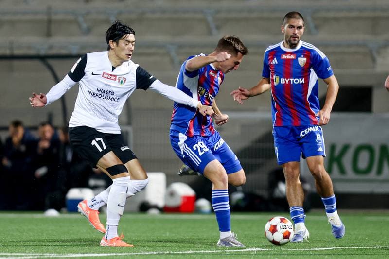 Football. Betclic I liga. Polonia Bytom - Puszcza Niepolomice. 04.10.2025