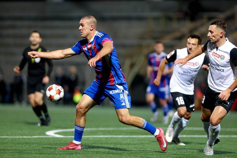 Football. Betclic I liga. Polonia Bytom - Puszcza Niepolomice. 04.10.2025