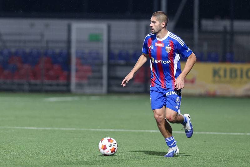 Football. Betclic I liga. Polonia Bytom - Puszcza Niepolomice. 04.10.2025