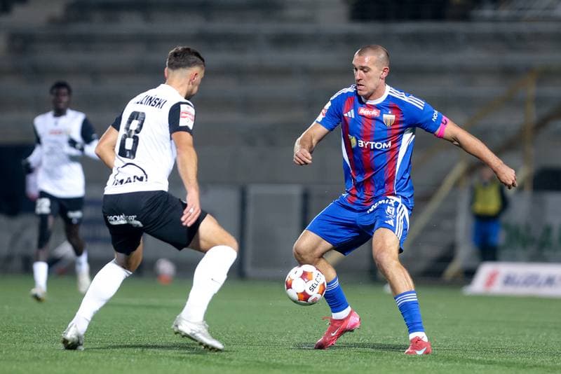 Football. Betclic I liga. Polonia Bytom - Puszcza Niepolomice. 04.10.2025