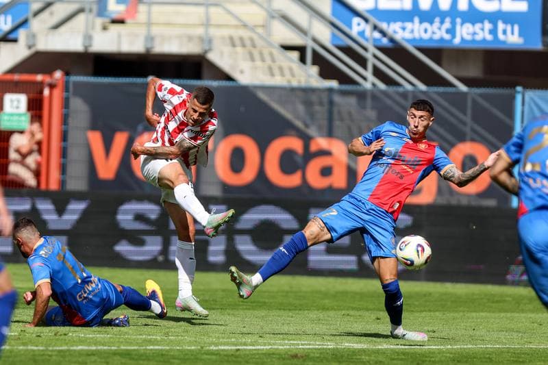 Football. PKO BP Ekstraklasa. Piast Gliwice - Cracovia Krakow. 24.08.2025