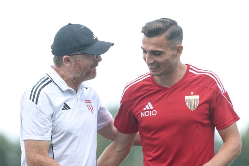 Football. Betclic I liga. Polonia Bytom - Pogon Grodzisk Mazowiecki. 20.08.2025