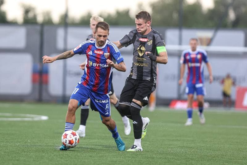 Football. Betclic I liga. Polonia Bytom - Pogon Grodzisk Mazowiecki. 20.08.2025
