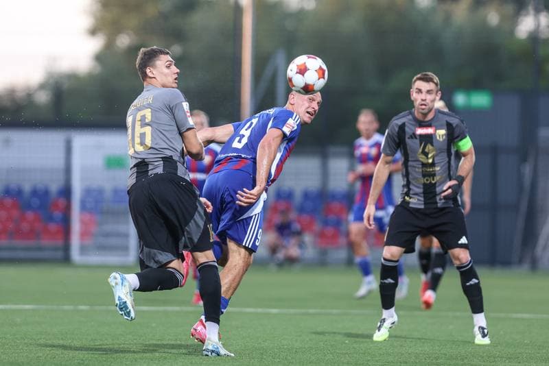 Football. Betclic I liga. Polonia Bytom - Pogon Grodzisk Mazowiecki. 20.08.2025
