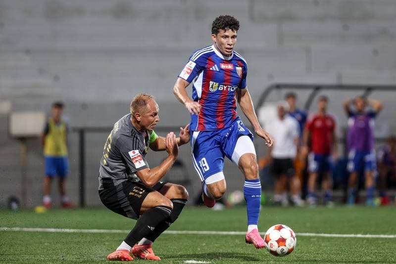 Football. Betclic I liga. Polonia Bytom - Pogon Grodzisk Mazowiecki. 20.08.2025