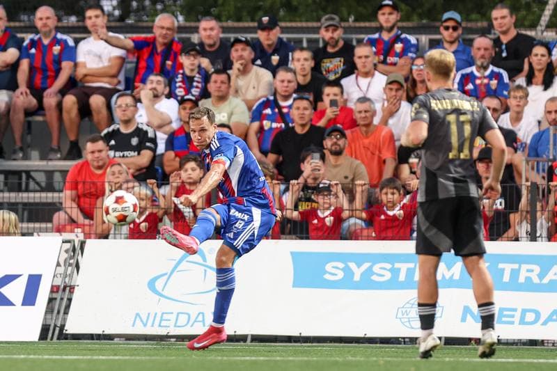 Football. Betclic I liga. Polonia Bytom - Pogon Grodzisk Mazowiecki. 20.08.2025