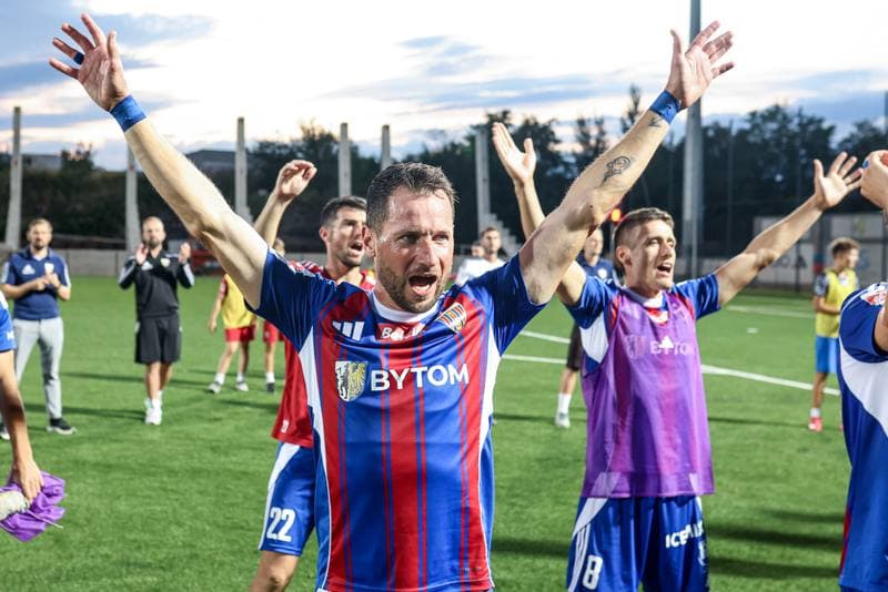 Football. Betclic I liga. Polonia Bytom - Pogon Grodzisk Mazowiecki. 20.08.2025