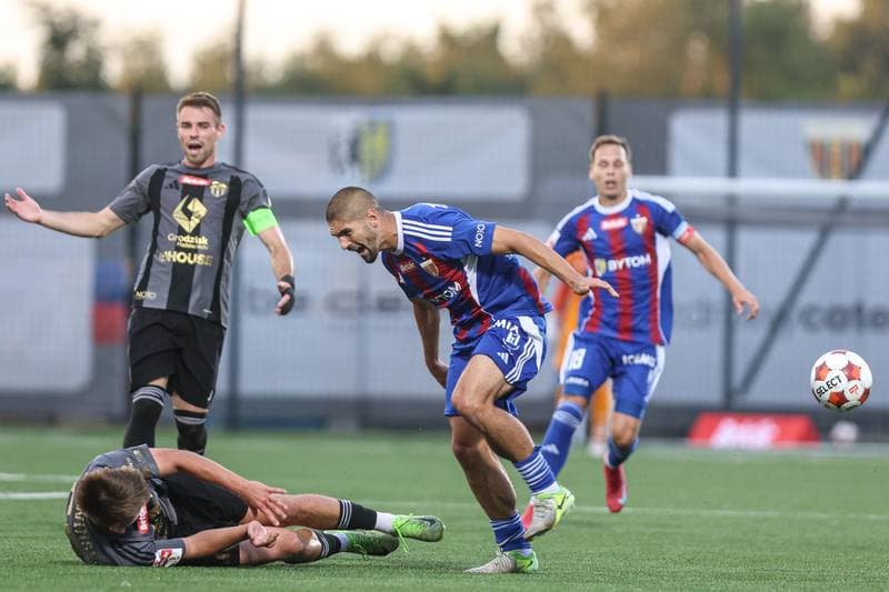 Football. Betclic I liga. Polonia Bytom - Pogon Grodzisk Mazowiecki. 20.08.2025
