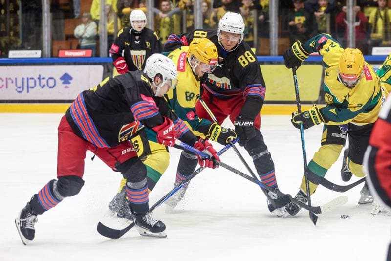 Ice Hockey. Tauron Hokej Liga. GKS Katowice - BS Polonia Bytom. 10.10.2025