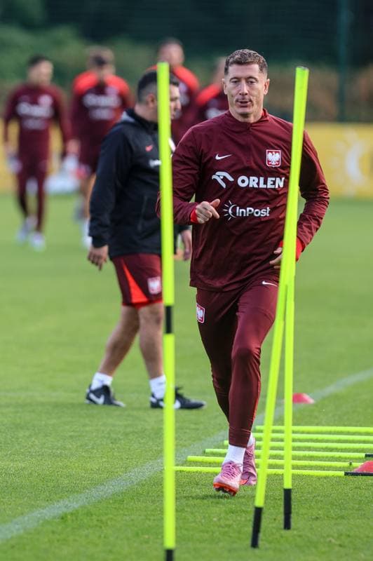 Football. Poland national team. Training. 08.10.2025