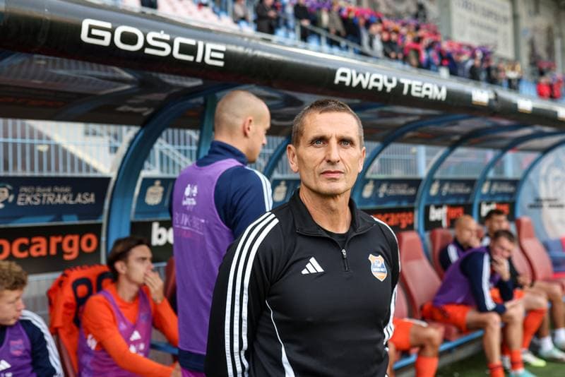 Football. PKO BP Ekstraklasa. Piast Gliwice - Bruk-Bet Termalica Nieciecza. 27.09.2025