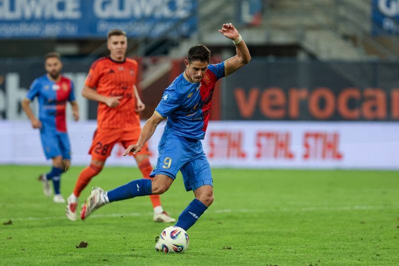 Football. PKO BP Ekstraklasa. Piast Gliwice - Bruk-Bet Termalica Nieciecza. 27.09.2025