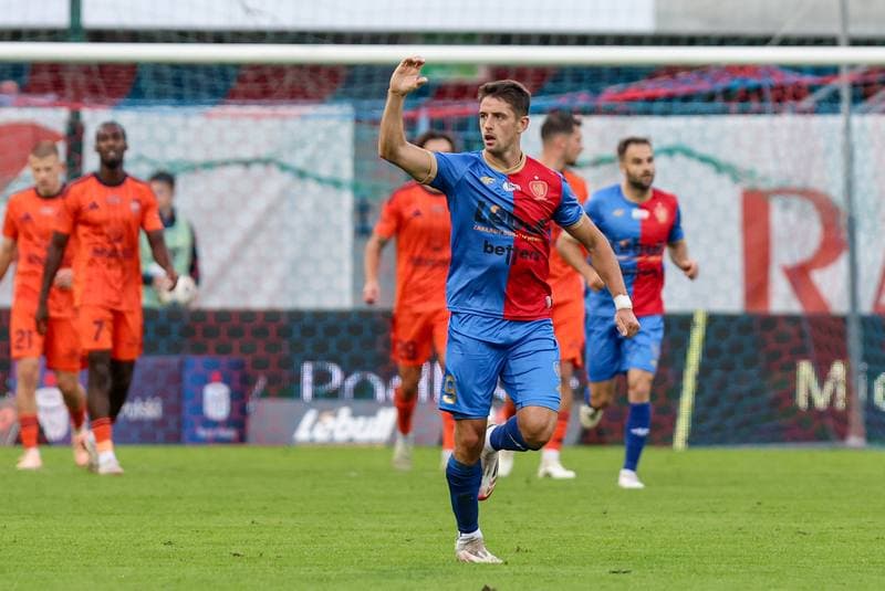 Football. PKO BP Ekstraklasa. Piast Gliwice - Bruk-Bet Termalica Nieciecza. 27.09.2025