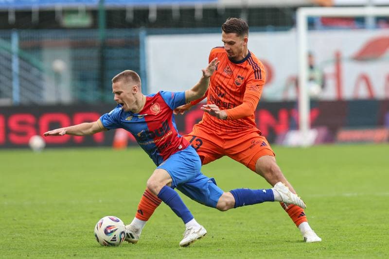 Football. PKO BP Ekstraklasa. Piast Gliwice - Bruk-Bet Termalica Nieciecza. 27.09.2025