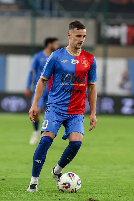 Football. PKO BP Ekstraklasa. Piast Gliwice - Bruk-Bet Termalica Nieciecza. 27.09.2025